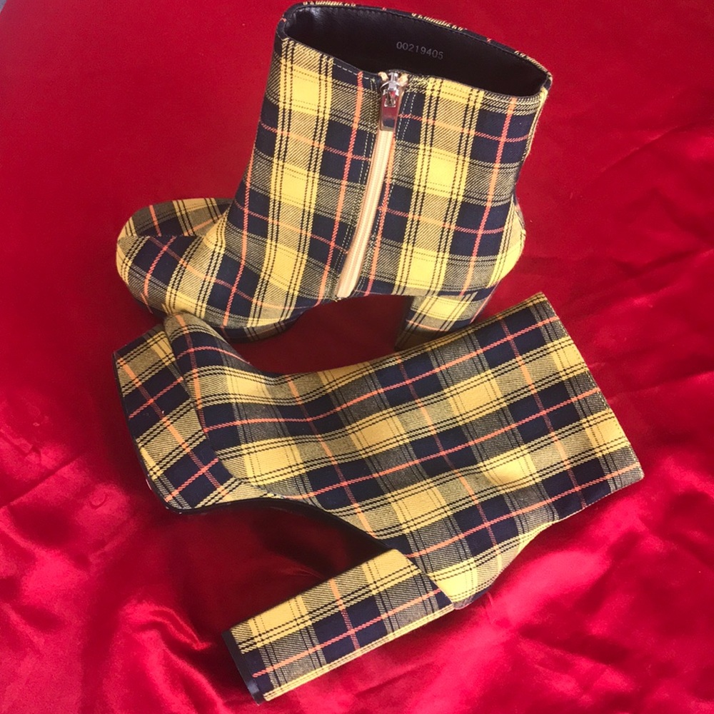 Size 9 boot heels